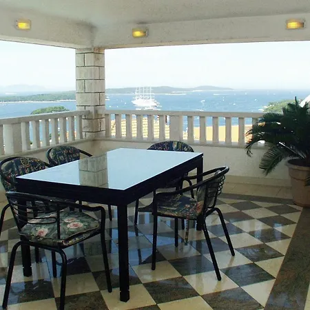 Appartamento With A Parking Space Hvar - 4637